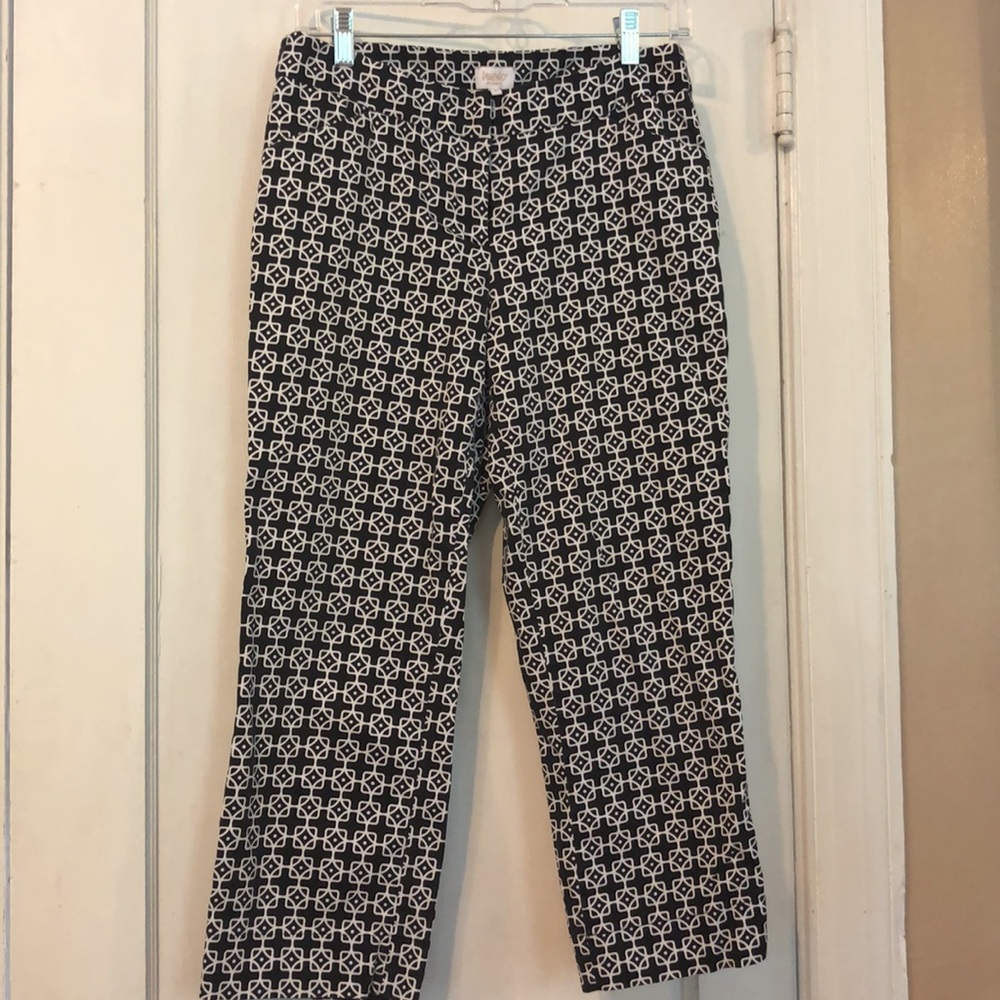 Patterned Cropped Pants - image 4